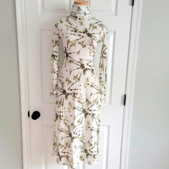 Pretty Little Things Tie Dye Dress 2 - Picture 1 of 10